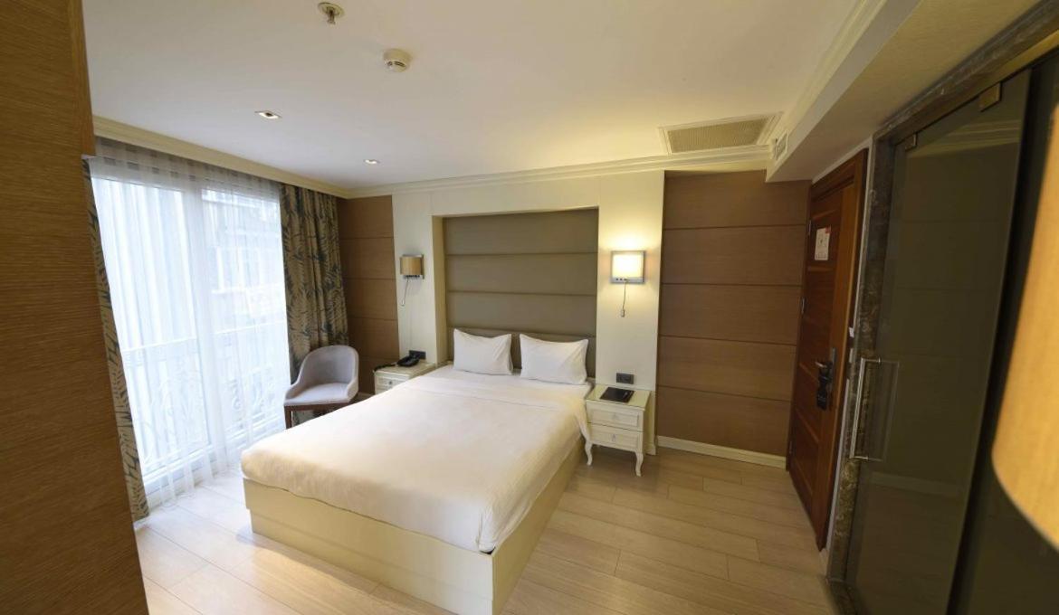 Le Mirage Hotel