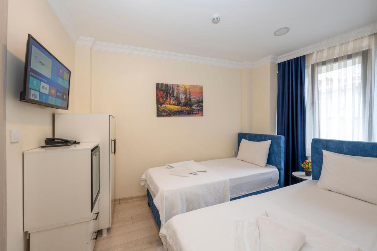 Hotel Grand *