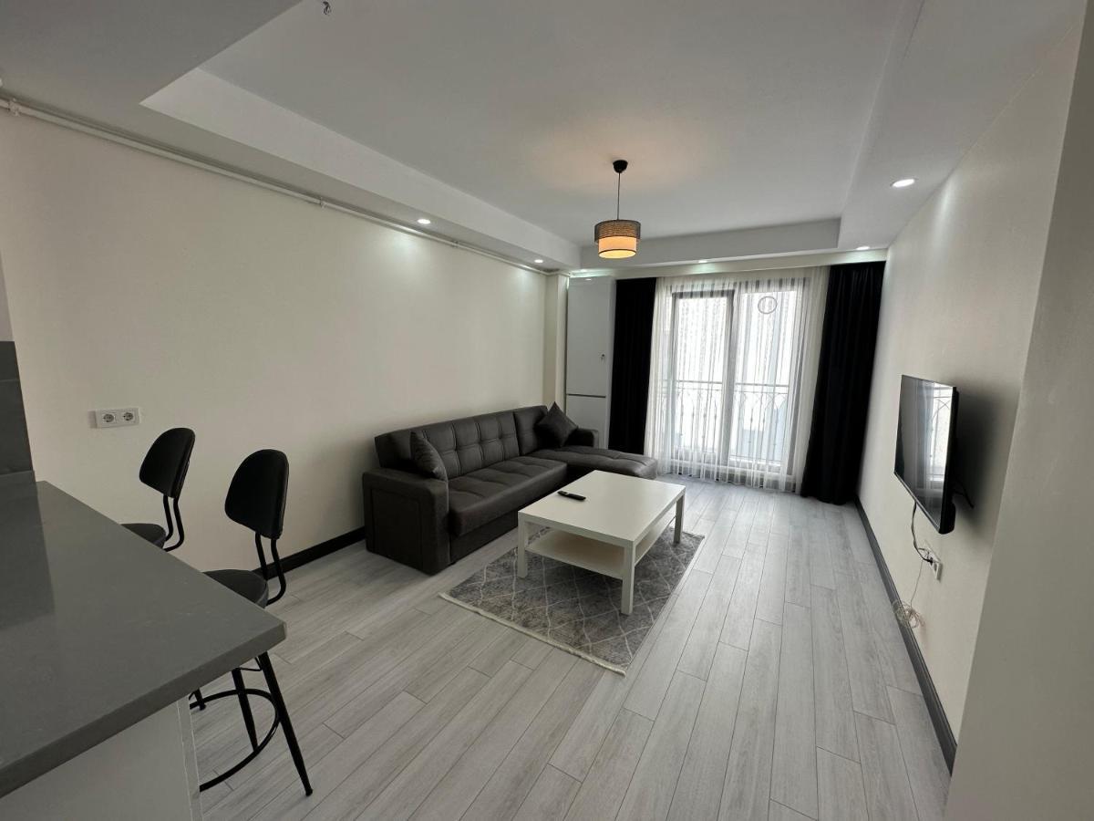 Rose Apartment