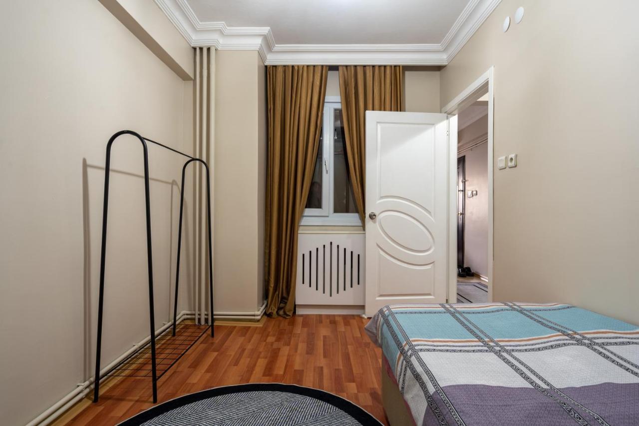 Besiktas And Sisli Luxury Flat *