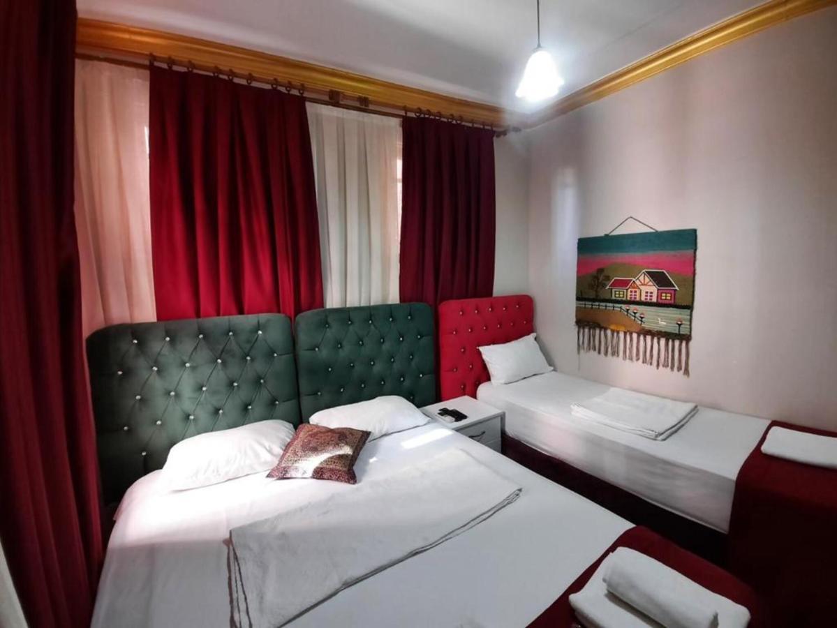 Old Family Hotel 2*