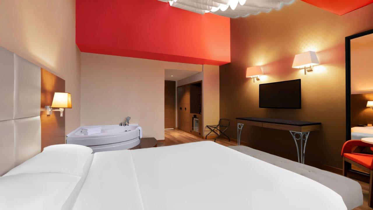 Hotel Park By Radisson Kavacik 4*
