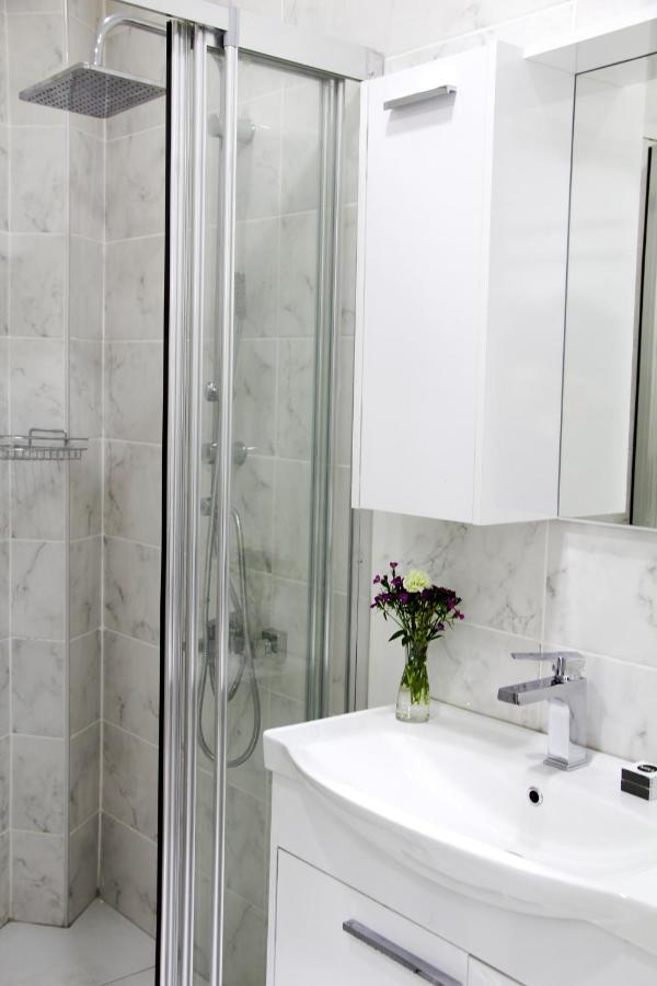Bed & Breakfast Mola Galata