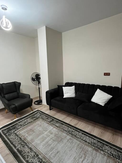 Apartment 3+1 House With Garden In The New Building Istanbul