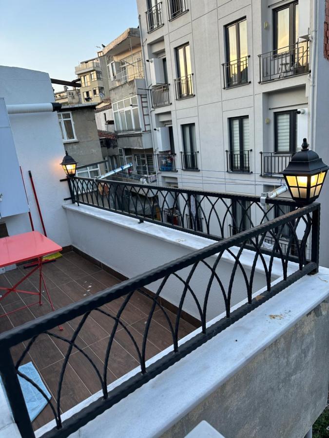 Center Of In Besiktas 2 1 With 2 Bathroom And 3 Air Conditioner * Istanbul
