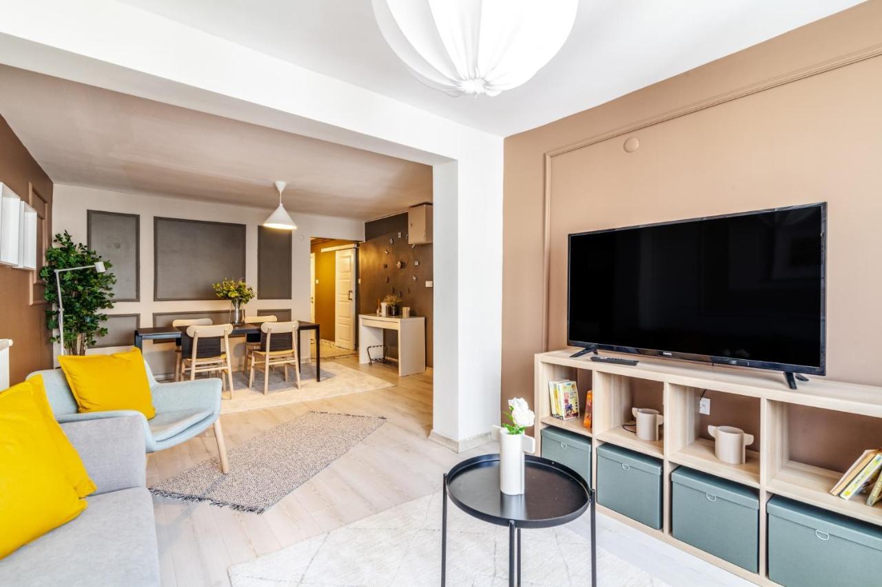 Spacious Oasis In Beyoglu Steps From Galataport Apartment