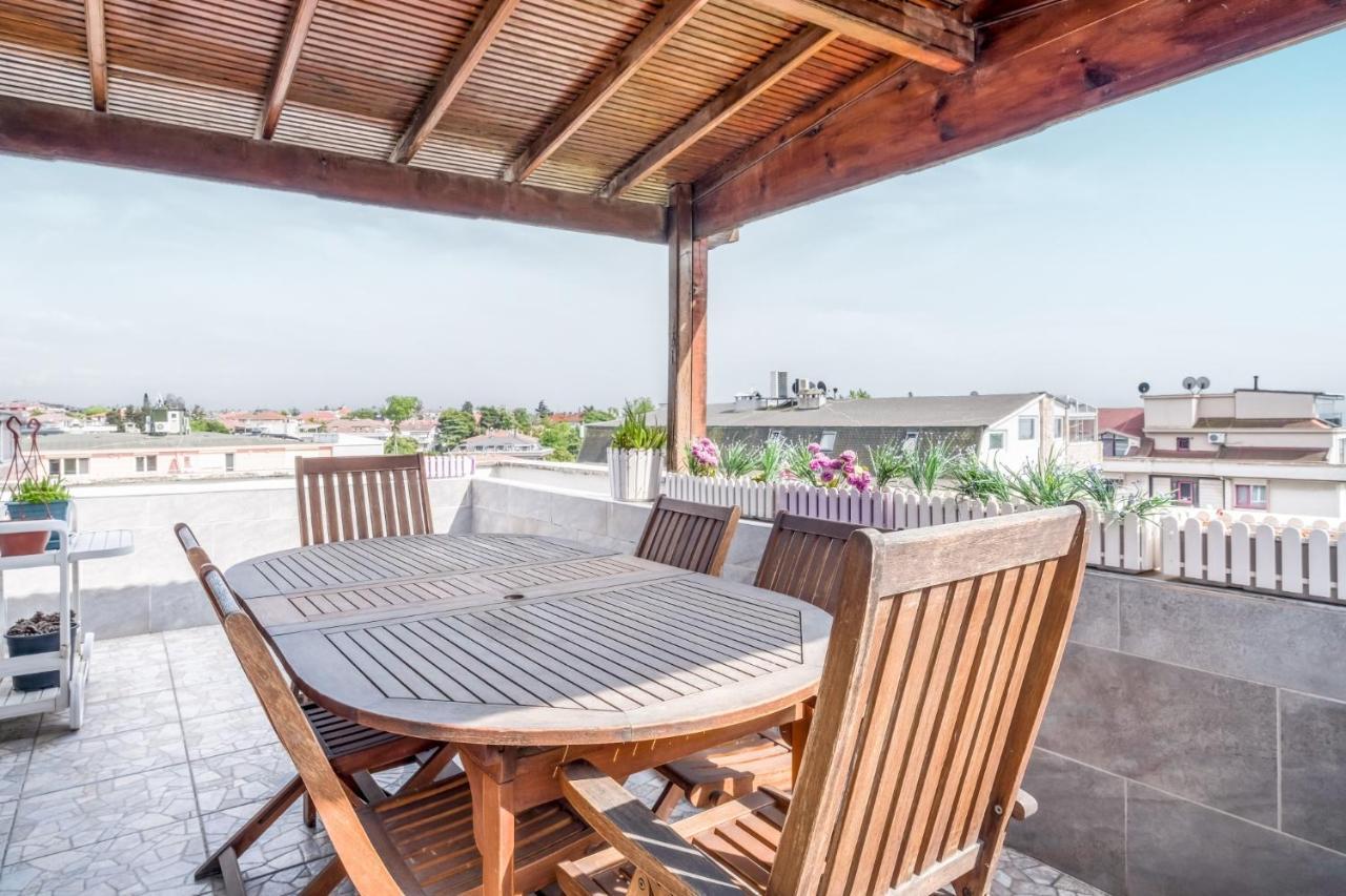 Chic Modern Flat With Terrace In Florya Istanbul