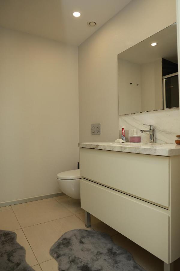 Apartamento Lovely Two Bedroom Istambul