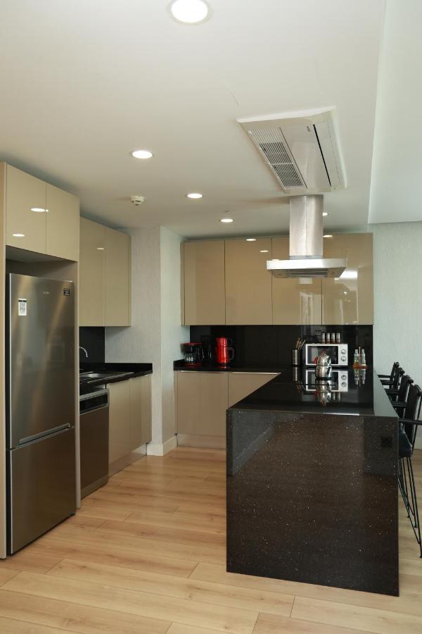 Lovely Two Bedroom Apartamento *