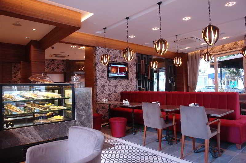 Le Mirage 4* Istanbul