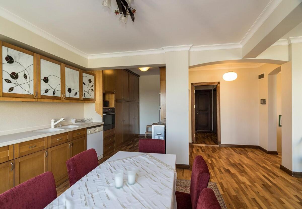 Holiday home Charming 3 Bed2bath Duplex Bosphorus Views! #53