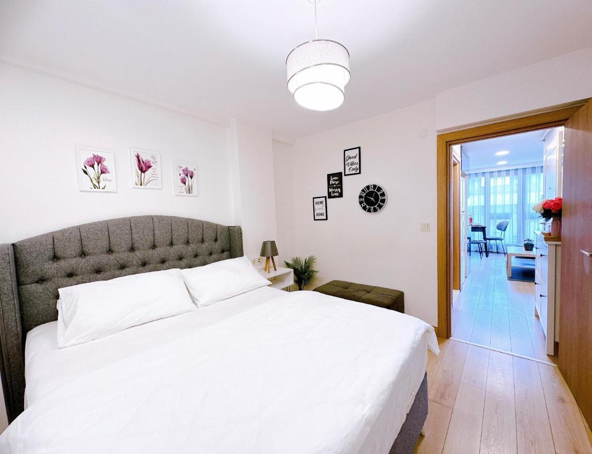 Aliya No1-new Close To Taksim Apartment *