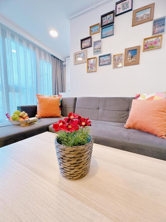 Aliya No1-new Close To Taksim