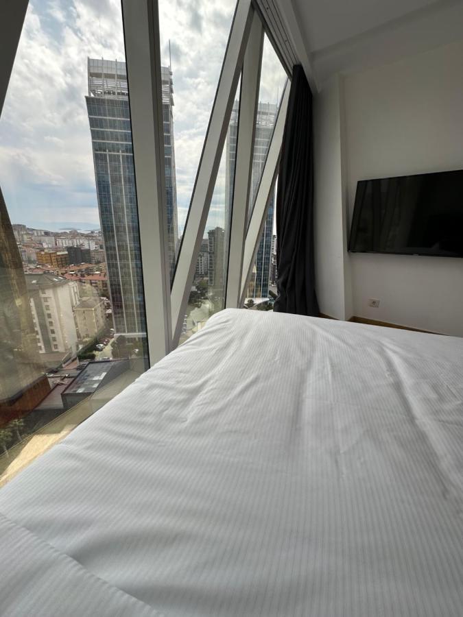 5 Person Luxury