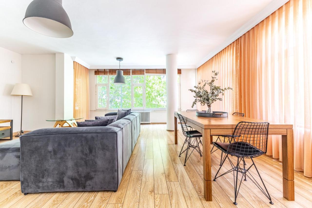 Apartment Flat W Balcony 1 Min To Bagdat Avenue In Kadikoy