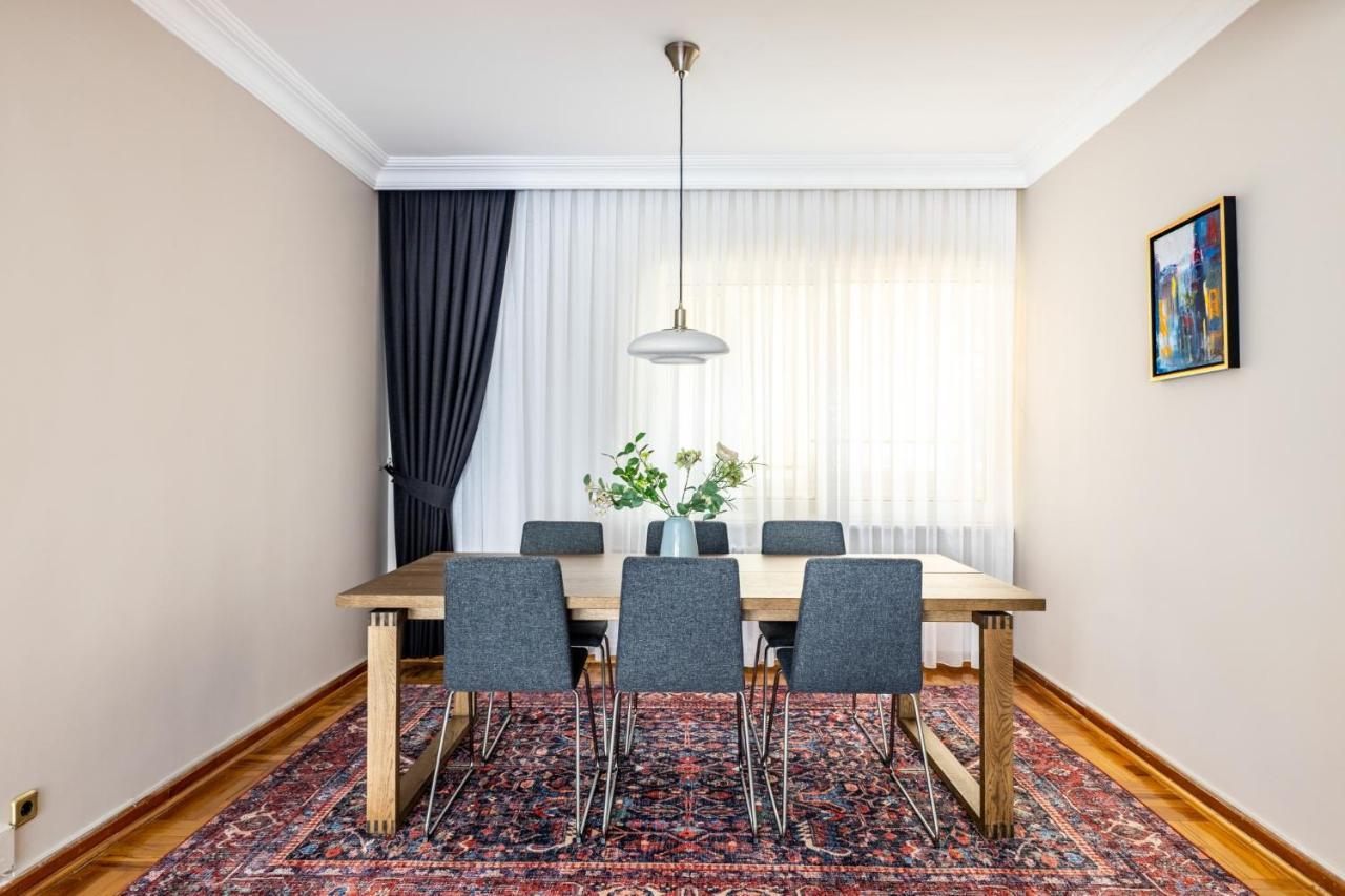 Apartment Chic Spacious Flat W Balcony 5 Min To Moda Coast