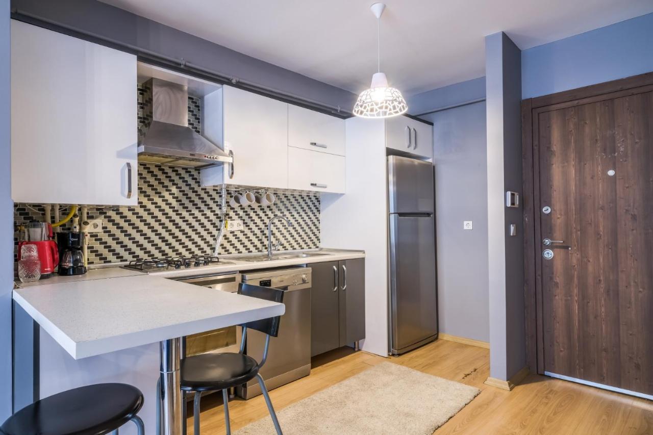 Apartment Flat 10 Min To Vadistanbul Mall And Ataturk Forest Istanbul