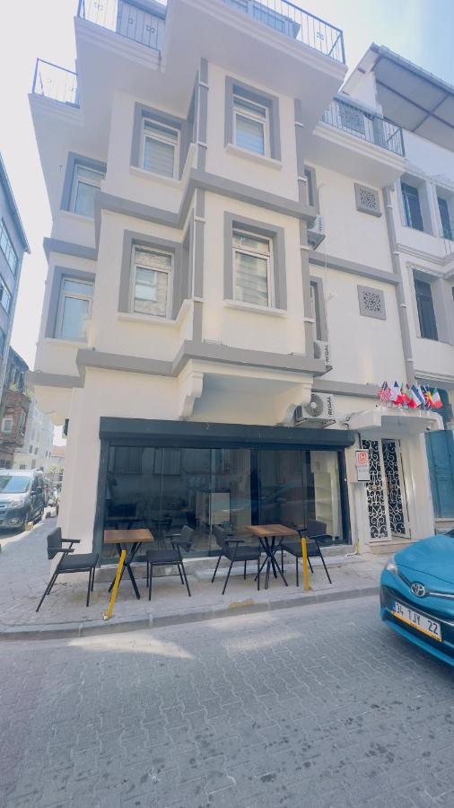 Otel La Old 3*