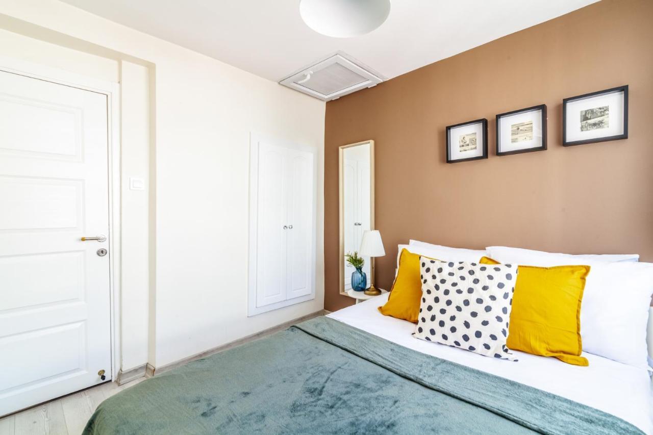 Spacious Oasis In Beyoglu Steps From Galataport