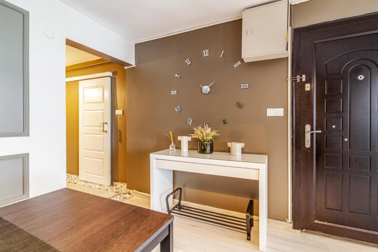 Spacious Oasis In Beyoglu Steps From Galataport Apartment Istanbul