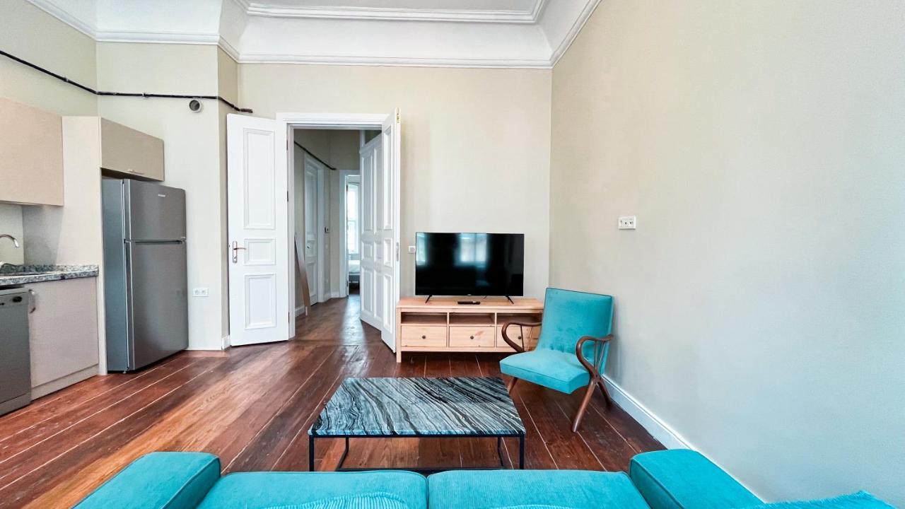 Apartment Homie - Historical In The Center Of Besiktas Istanbul