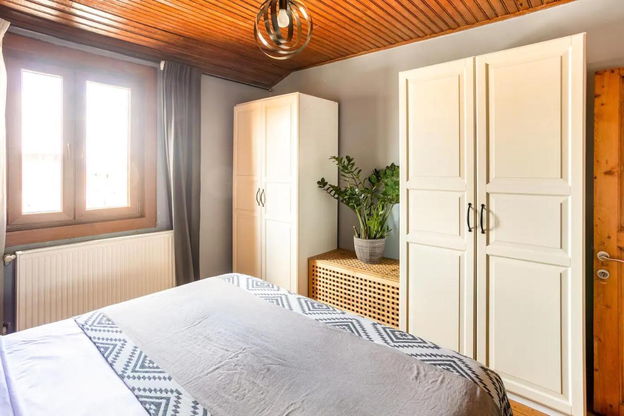 Cosy Roof Flat On 5th Floor With Bosphorus View * Istanbul