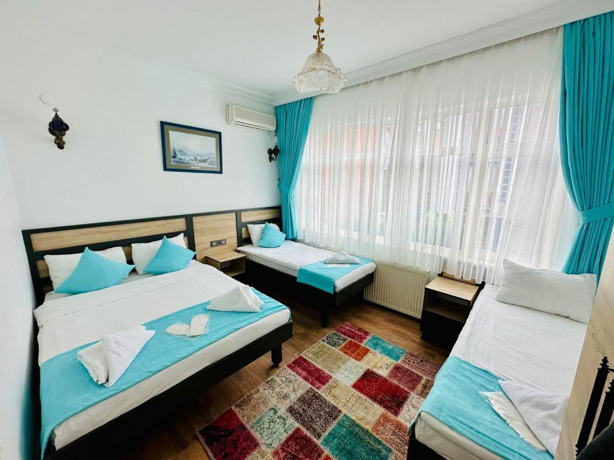 Hotel La Maison Bleue