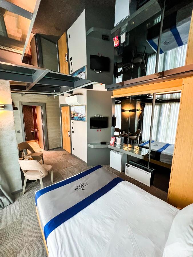 Triada Karakoey Hotel 4*