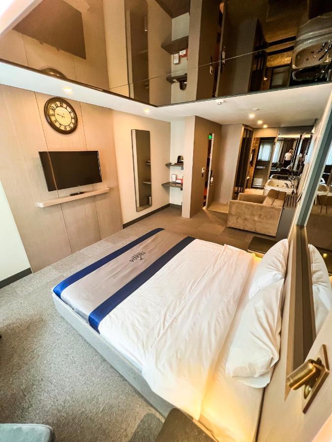 Triada Karakoey 4*