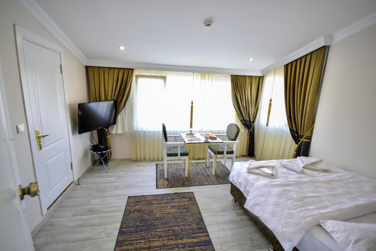 Loca Life Airport Hotel 3*