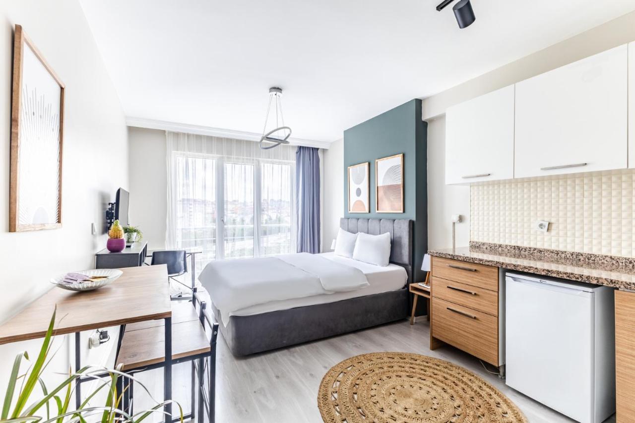 Cozy And Modern Studio With View In Atasehir