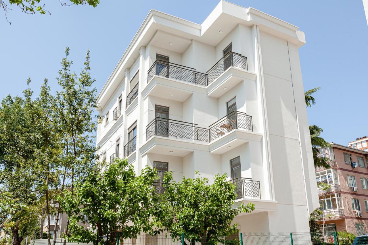 Whisper By Oval Hotel 5*
