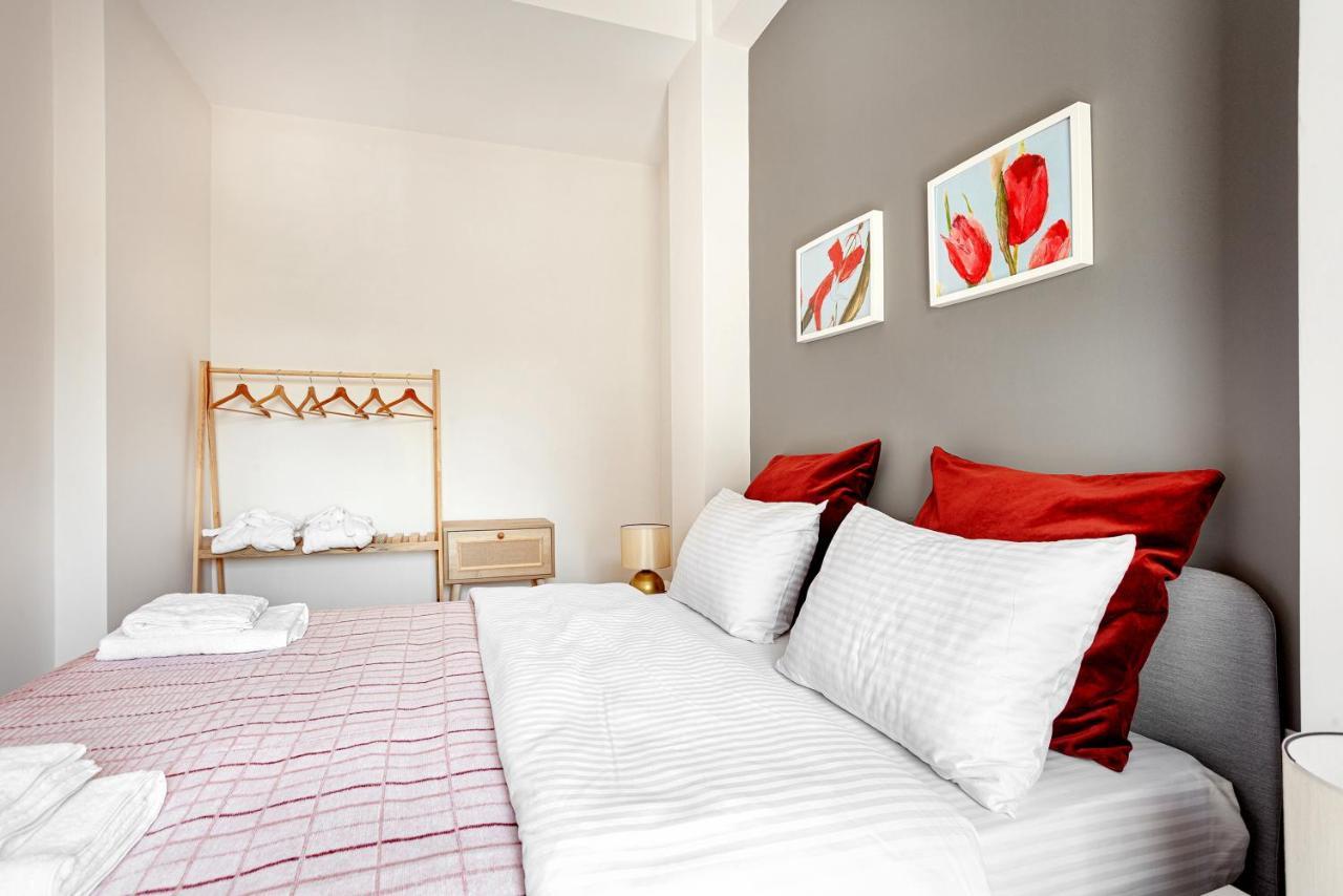 Whisper By Oval Hotel 5*