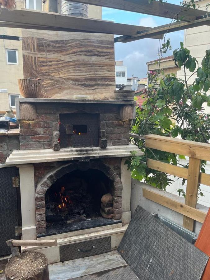 Kadikoy Terrace Bbq Close 2 Block Ferry Bull Metro Nighlife Apartment Istanbul