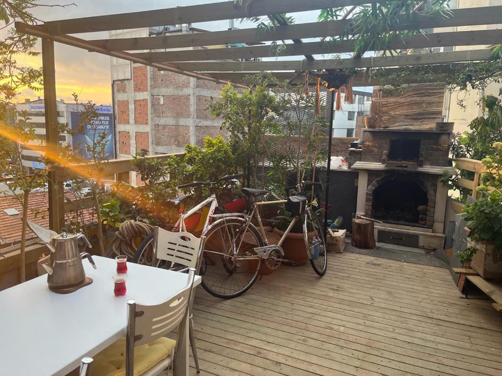 Apartment Kadikoy Terrace Bbq Close 2 Block Ferry Bull Metro Nighlife