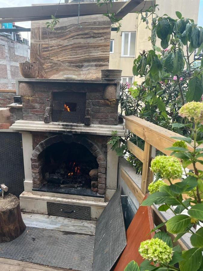 Kadikoy Terrace Bbq Close 2 Block Ferry Bull Metro Nighlife Apartment *