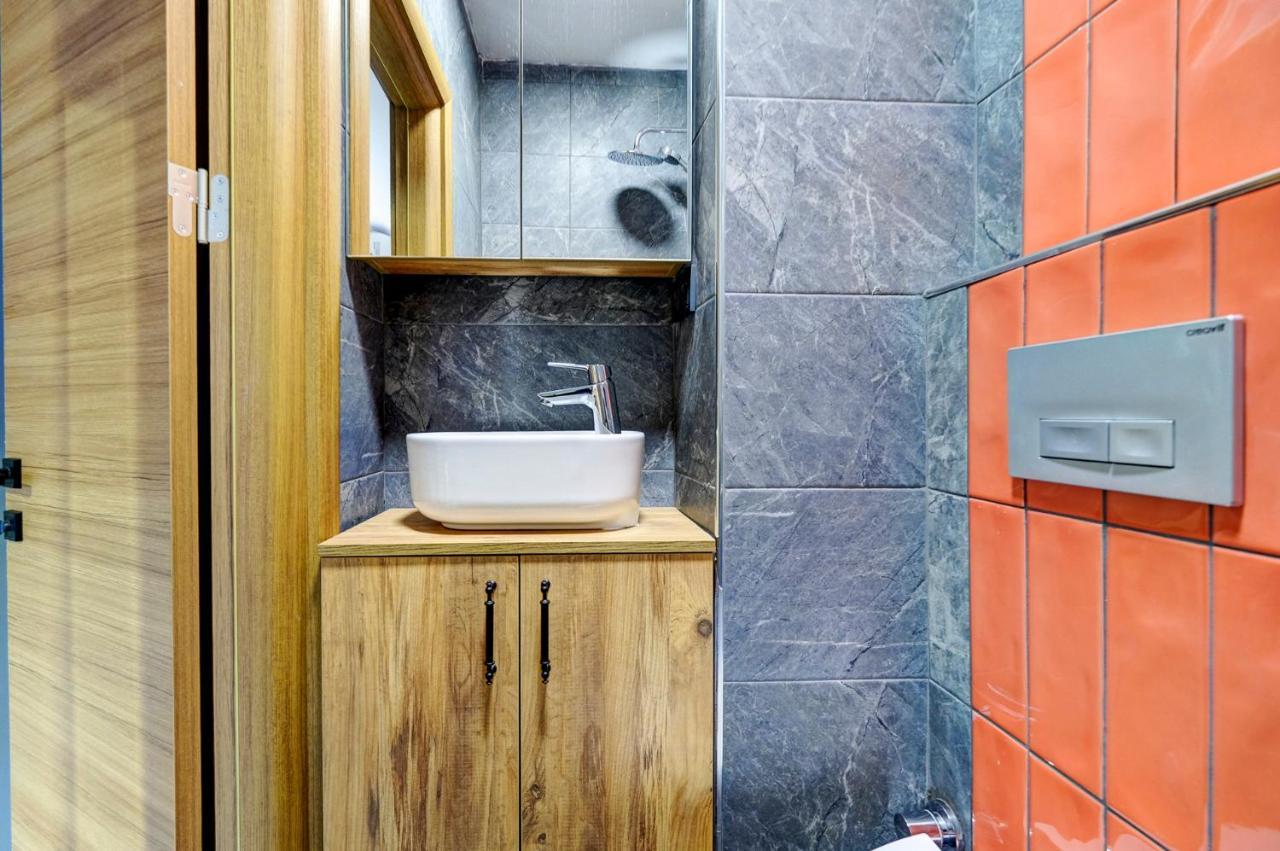 2023 Decoration, New Electonics, 50mbps Internet, Modern, Studio, 18m2, Location, 300 M To Bosphorus *
