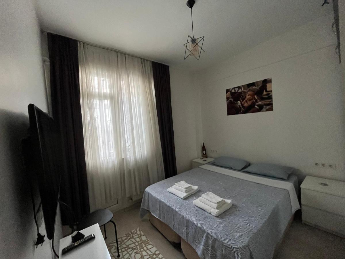 Centrally Located, 2+1 House In Taksim, Cihangir * Istambul