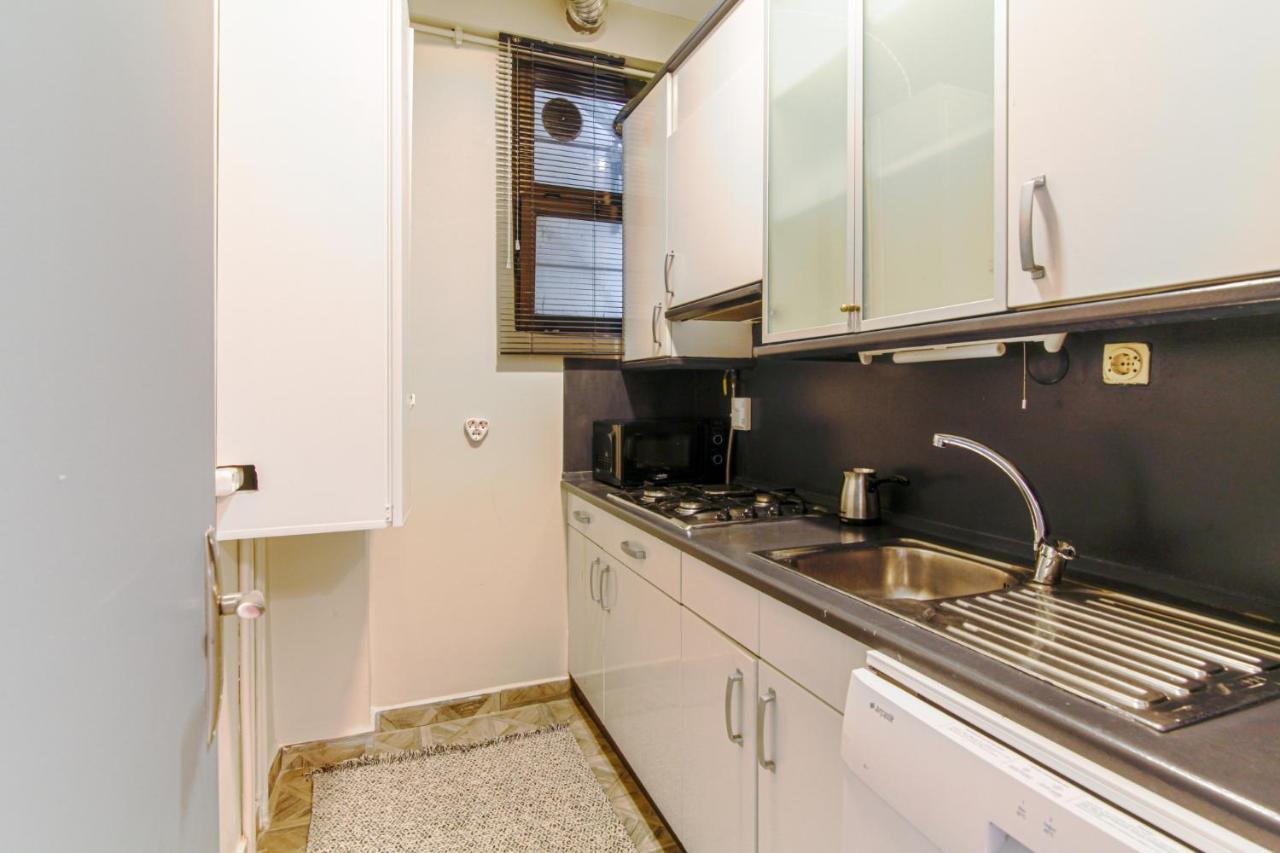Modern Flat With Sea View In Bebek * Istanbul