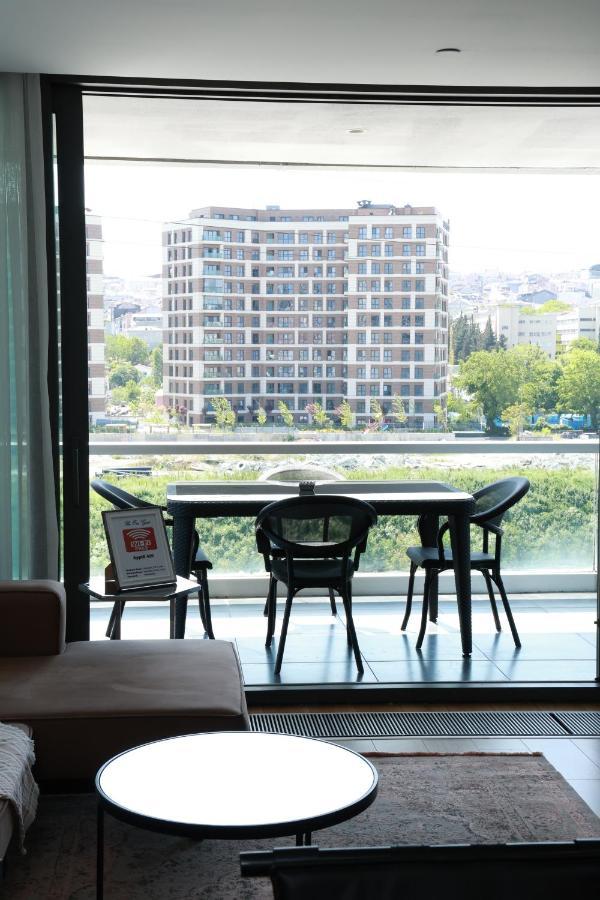Lovely Two Bedroom Apartamento