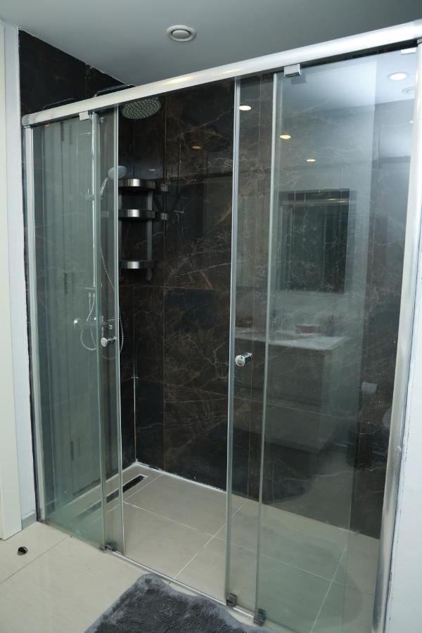 Lovely Two Bedroom Apartamento *