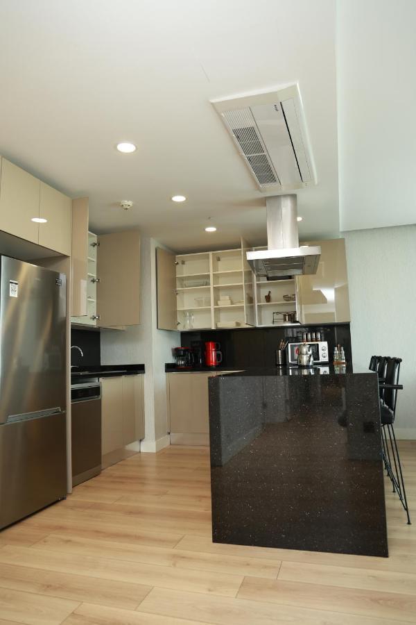 Lovely Two Bedroom Apartamento *