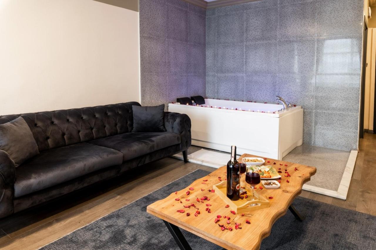 Arena Luxury Hotel