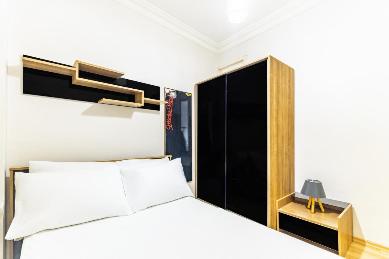 Chic Flat W Balcony 5 Min To Dolmabahce Palace Apartment *