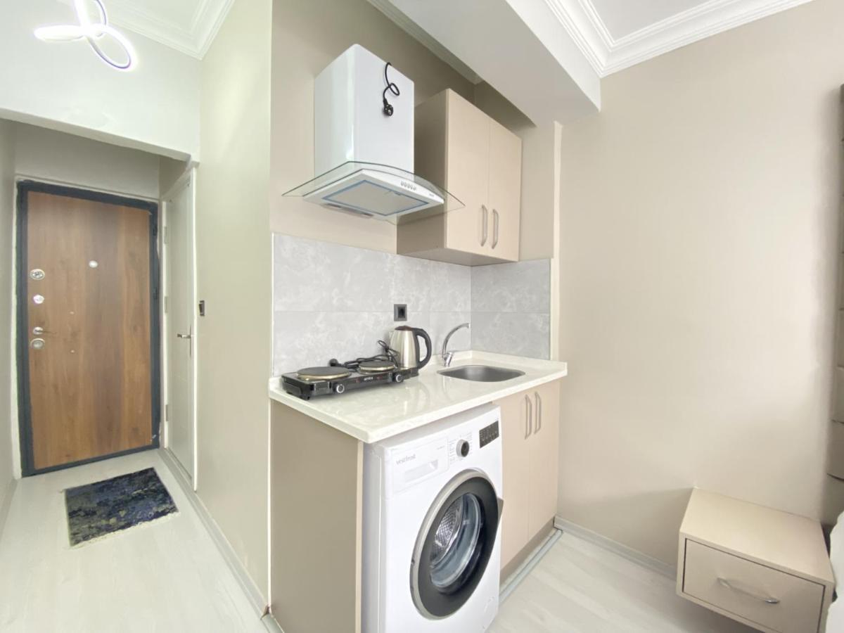 Chic Studio Flat 5 Min To Trump Tower And Metro Apartment Istanbul
