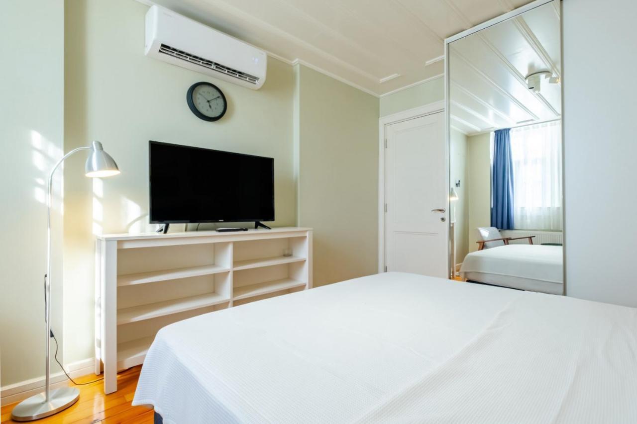 Daire Lovely And Flat In Sisli With Backyard