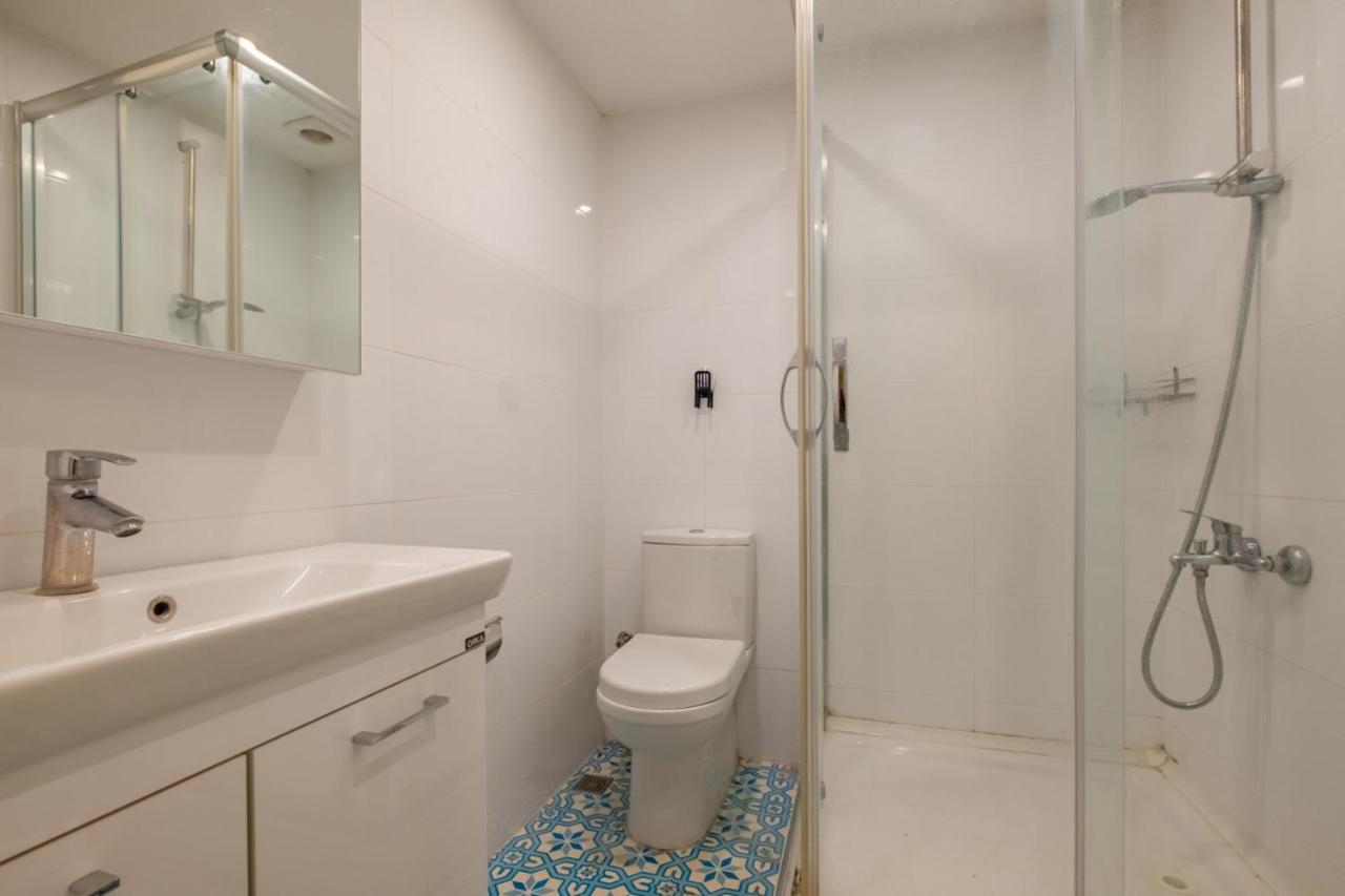 Lovely And Flat In Sisli With Backyard Daire İstanbul