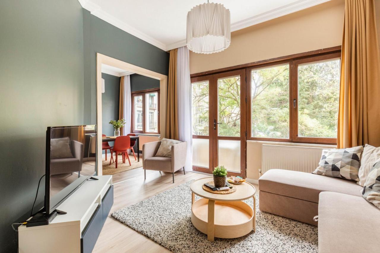 Stylish Flat With Excellent Location In Beyoglu Apartment