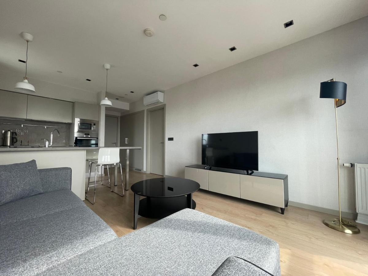 Antasya 1+1 With Pool And High Floor * Istanbul