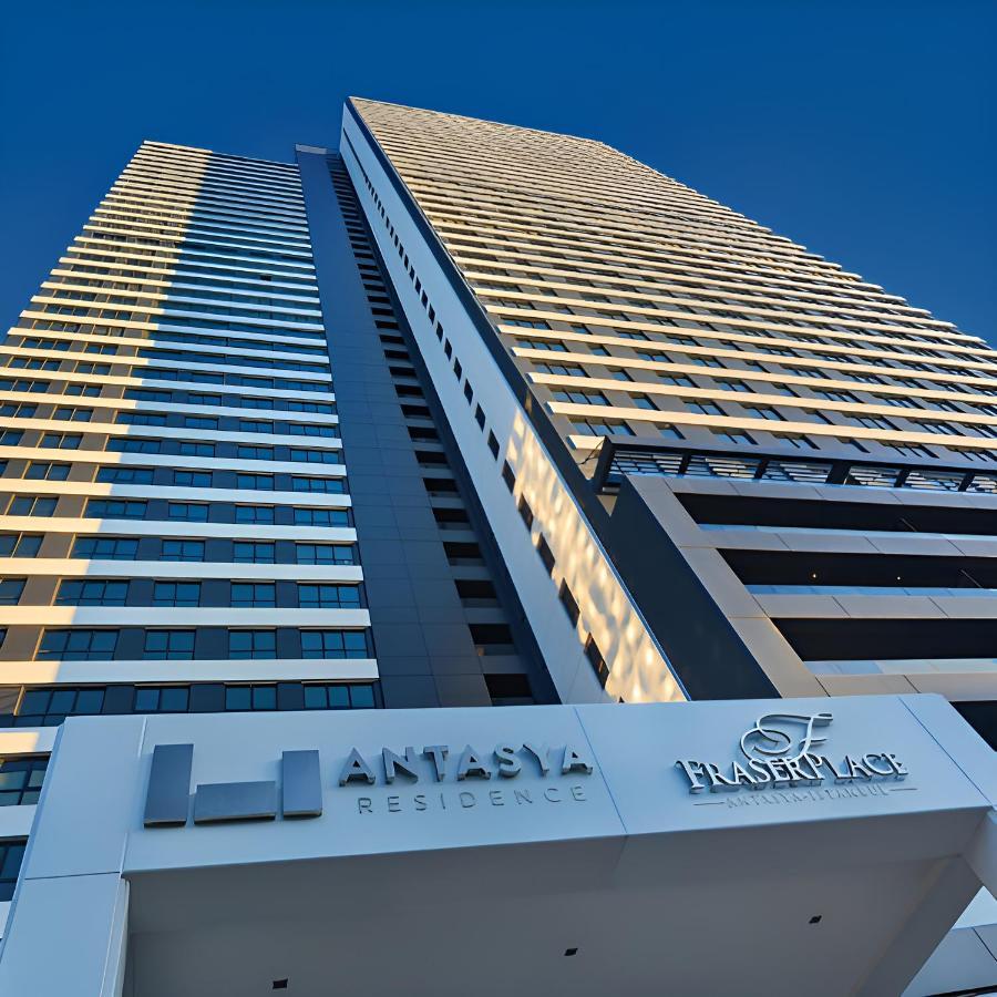 Antasya 1+1 With Pool And High Floor Apartment Istanbul